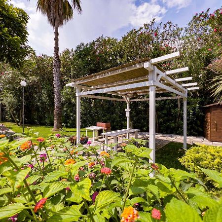 Residence Borgo Latino- Localo Torre dell'Orso Dış mekan fotoğraf