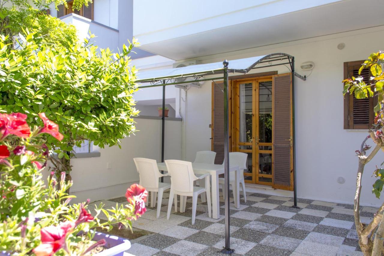 Residence Borgo Latino- Localo Torre dell'Orso Dış mekan fotoğraf