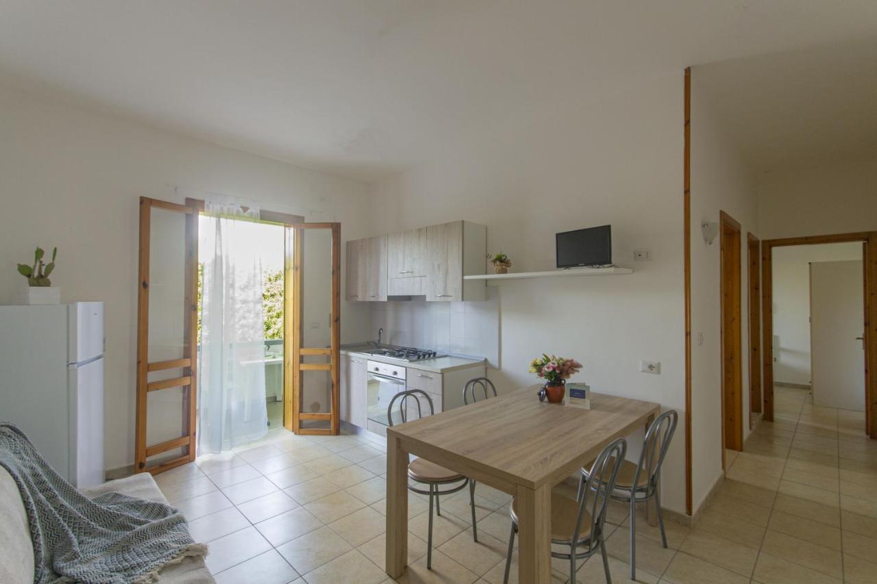 Residence Borgo Latino- Localo Torre dell'Orso Dış mekan fotoğraf